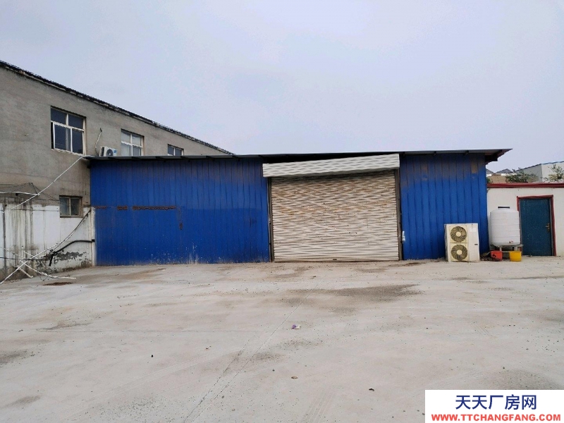 邯鄲 復興  位于三煉門西100米，復興路路南