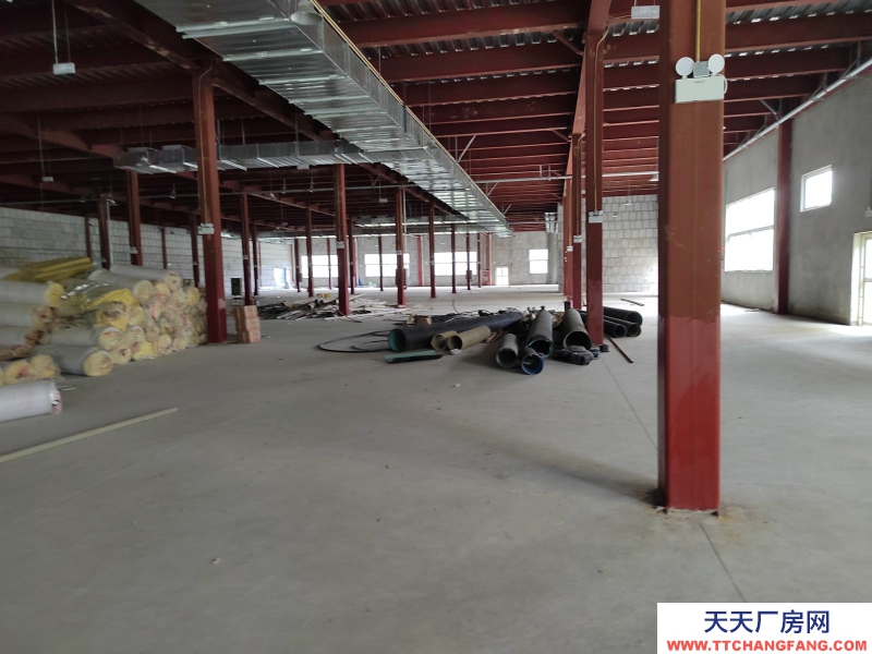 成都周邊標(biāo)準(zhǔn)廠房出租32000平米(可分租)