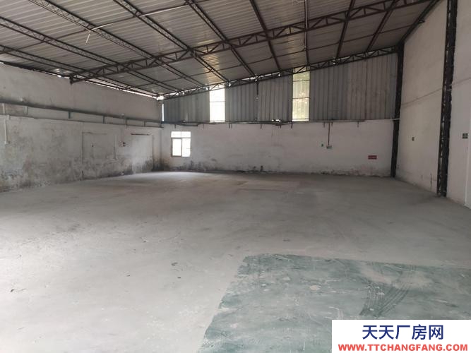 邯鄲 臨漳縣  自建磚混的倉庫，倉庫里面沒有柱子，進出車都很方便的。