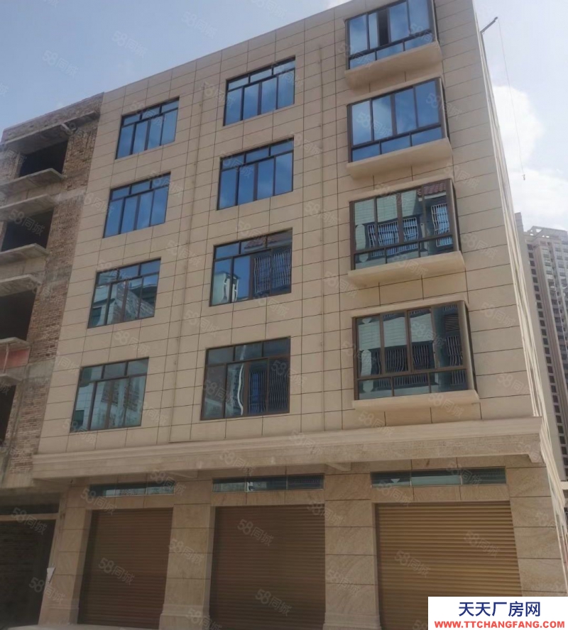 (出租)玉林北流 3面光電梯房水電路3通6.5層拖頭大車入做制衣,玩具,加工點(diǎn)