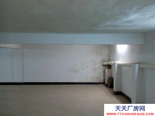 邵陽市洞口區  洞口二橋附近的獨立倉庫，可做廠房，有三廂電