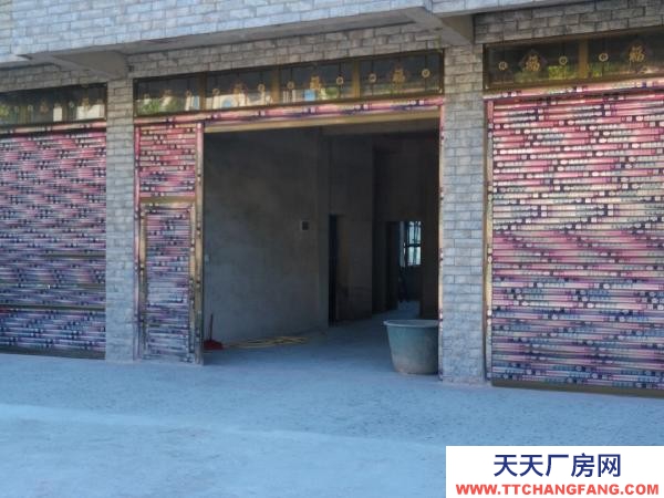 邵陽市邵陽縣房孑共四層，一二層框架結構。