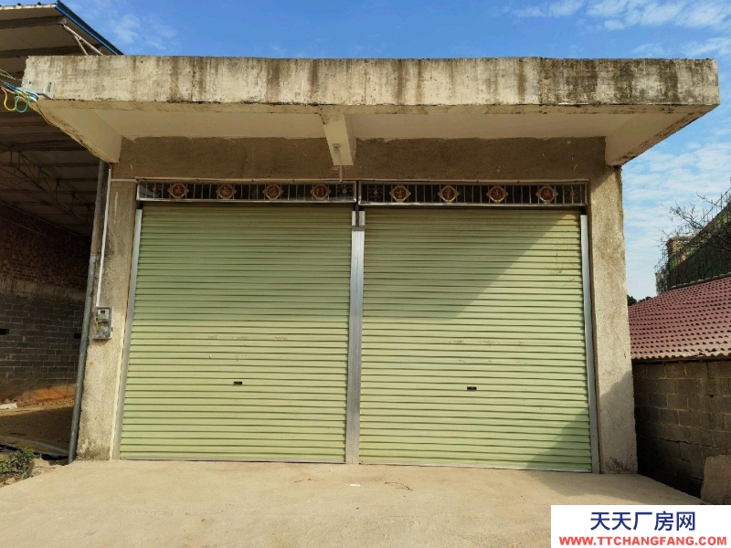 (出租) 玉林博白縣火車站十八小學(xué)大門口大田頭路牌處旁