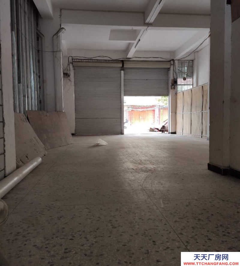 (出租) 玉林博白興隆西路雙旺鋪可做倉庫，也可用于辦公，或做商鋪，客流量大