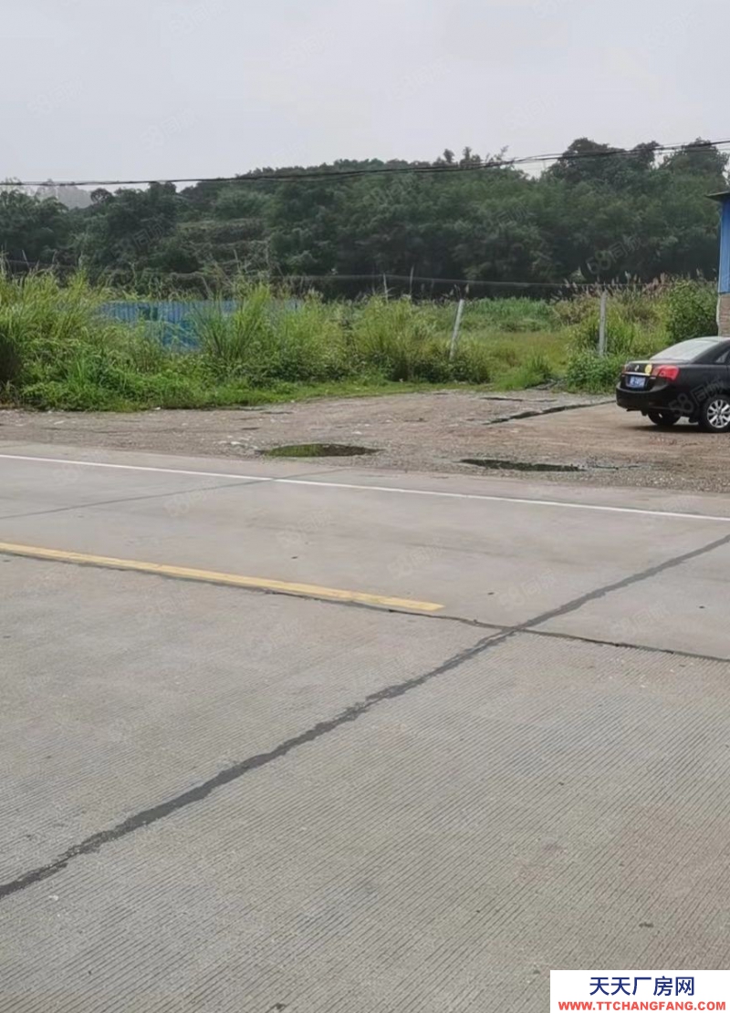 (出租) 廣東韶關(guān)仁化地皮 3000方 國道旁交通方便 砂石地面 有10多間房