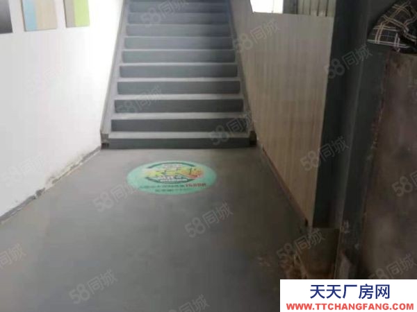 岳陽(yáng)市岳陽(yáng)樓區(qū) 南湖新區(qū)趕山路雙塘村附近臨近路邊廠房倉(cāng)庫(kù)可整租分租配套齊