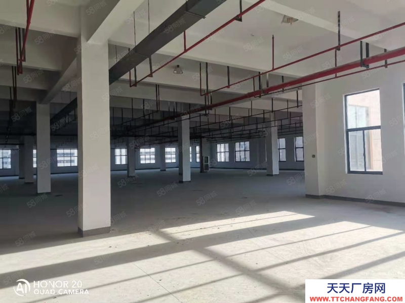 嘉興海鹽(出租) 海鹽縣海興路1400平廠房出租，有300平免租金，