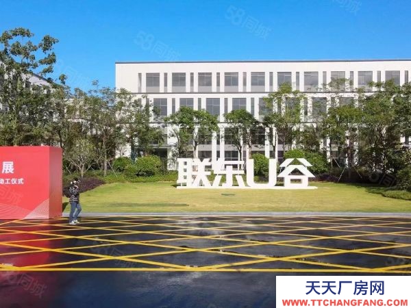 岳陽(yáng)市岳陽(yáng)樓區(qū)  高速口毗鄰機(jī)場(chǎng)高鐵站 首付三層 享50年獨(dú)立產(chǎn)權(quán)