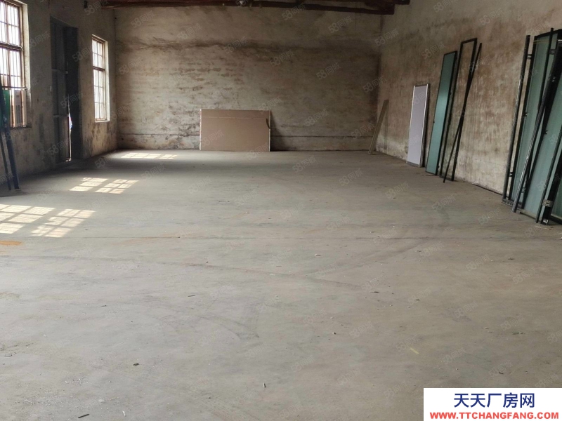 日照東港高科園倉庫 日照路與濰坊路倉庫168平 進出大車方便