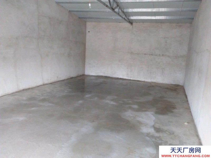 (出租) 營口大石橋市臨近主道，出入方便，小庫20平，大庫70平。