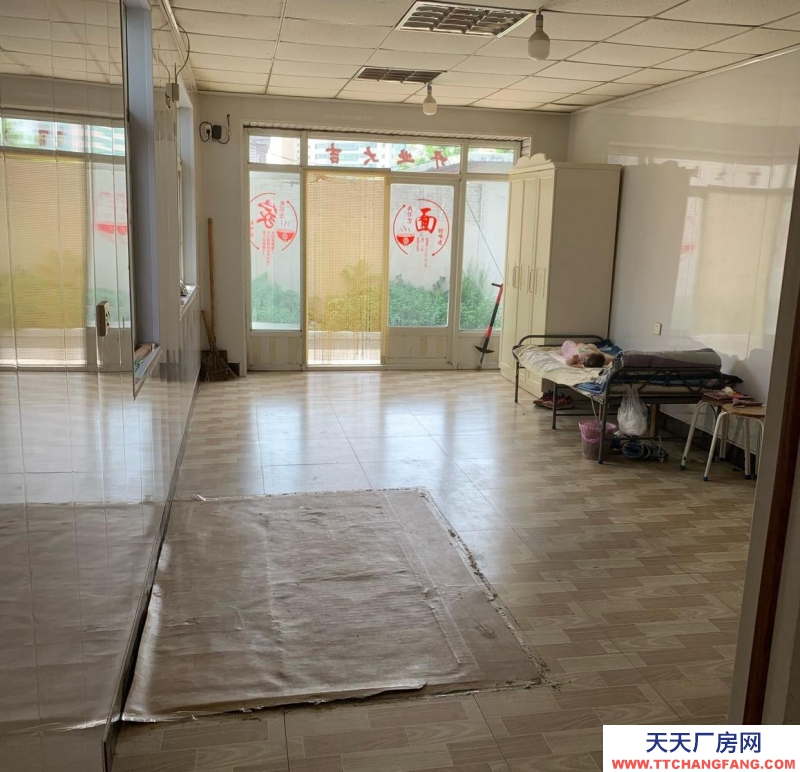 (出租) 營口大石橋帶院子 人 當商鋪 飯店除外