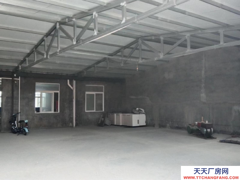 (出租) 盤錦興隆臺位置在裴家村三組有廠房出租，可以進廂貨，價格面議。