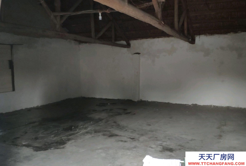 日照莒縣城投商砼站南側(cè)，莒安路西 倉庫 100平米