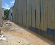 (出租) 倉庫位于蒼西村農(nóng)貿(mào)市場(chǎng)斜對(duì)面 地理位置好