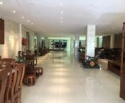 (出租) 新大洲大道 800平倉庫出租 全新裝修賣場 大路邊 價格便宜