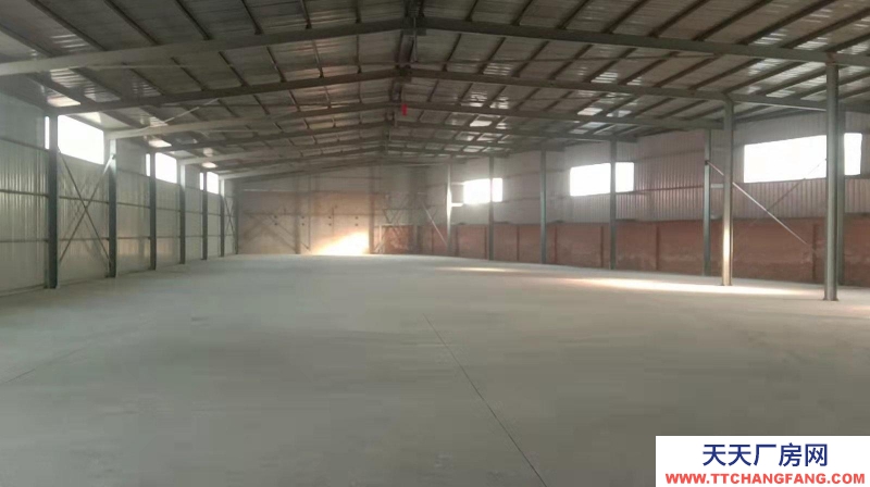 (出租) 遼陽白塔本廠房總面積為15畝，分部為兩個廠房還有小庫房等等