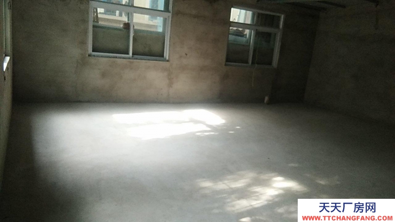 (出租) 遼陽宏偉小打白村內(nèi)便宜庫房出租