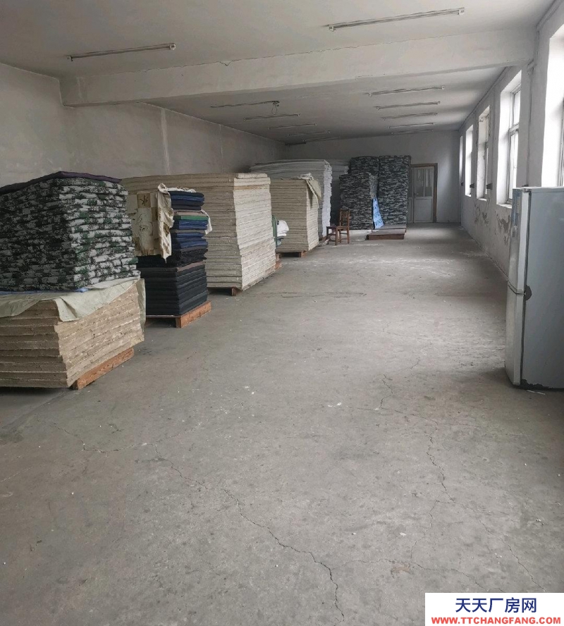 (出租) 遼陽太子河獨門獨院，二層樓的一樓。三相電