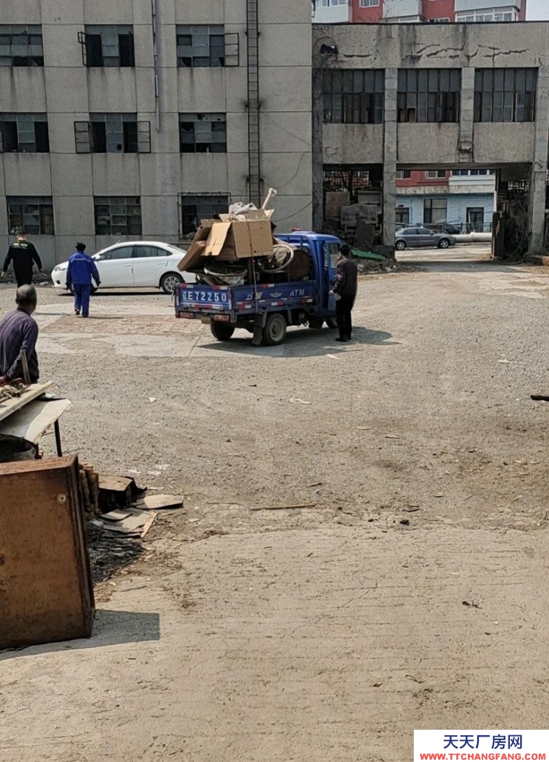 (出租) 本溪溪湖區倉庫300平，大院1500平出租