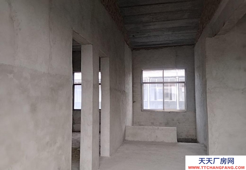 菏澤單縣交通方便，通風(fēng)采光好