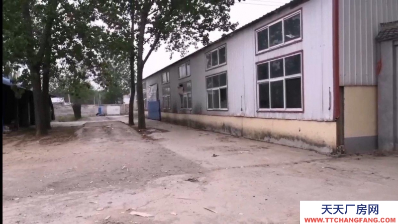 菏澤成武出租大面積廠房約3200平，租金面議，水電氣齊全，交通便利