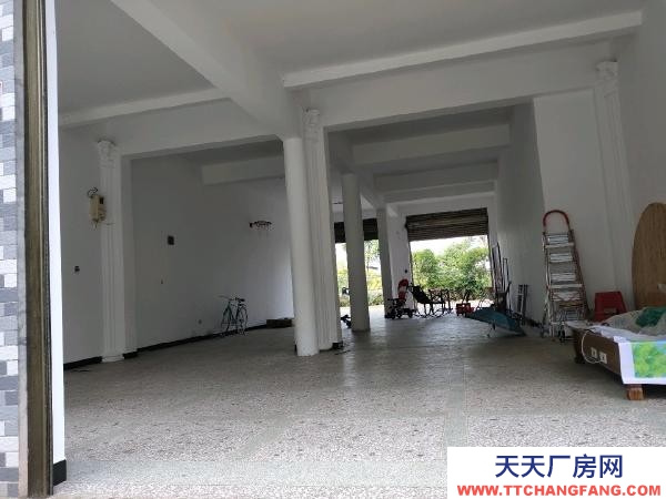 岳陽市湘陰區 倉庫位于新知源學校附近，自家樓房的層，倉庫寬敞
