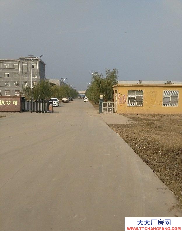 菏澤位于鄄城縣開發(fā)區(qū)城濮街和臨澤路交叉路口東