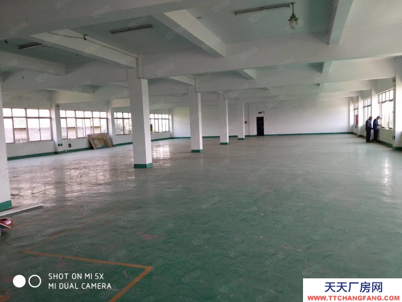 嘉興平湖(出租) 服裝城附近租倉庫找小李二樓倉庫出租面積1000平或者2000