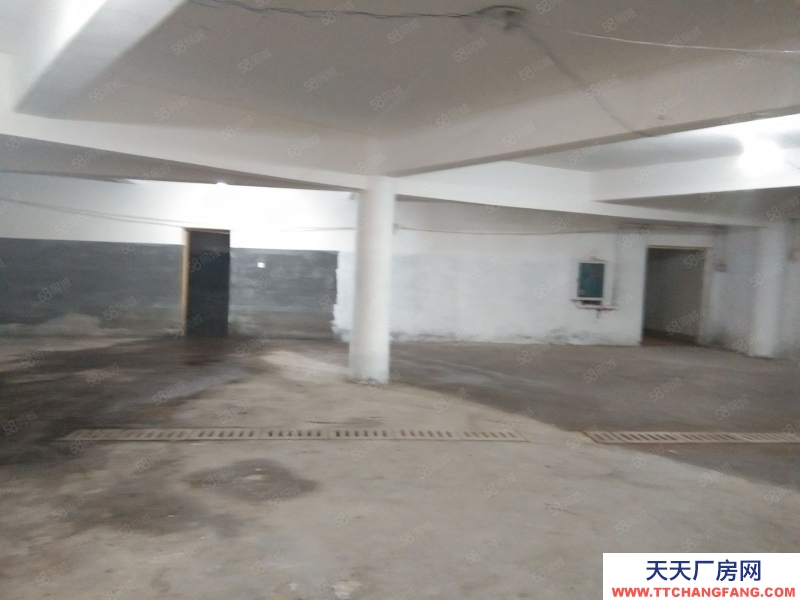 嘉興平湖(出租) (出租)經濟開發(fā)區(qū)興平一樓倉庫400平方