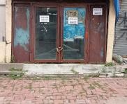 (出租) 臨街，出入方便，臨小街道，可存貨同吋分貨，零售