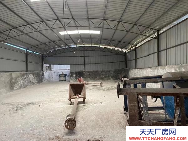 岳陽市岳陽區(qū) 107國道旁，往新開方向五百米！