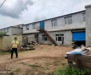 (出租)吉林 個人房子上下2層共400平 里面沒有格擋 房子外面 還有倉褲