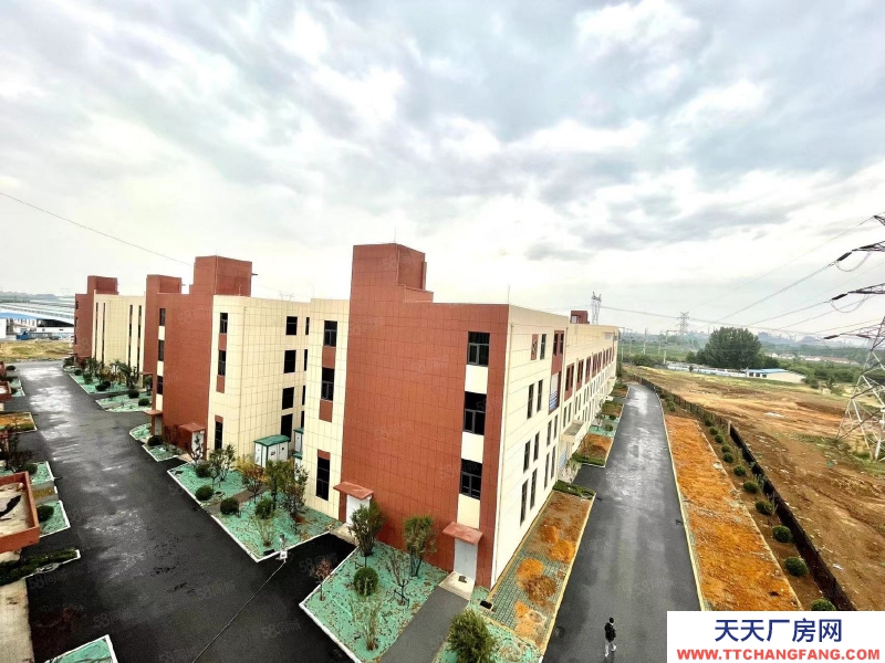 萊蕪1500平米大產(chǎn)權(quán)車間廠房，二千元平米