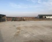 (出售) 土地面積8000平，有牛舍，牛棚，三相電，可以養(yǎng)殖。