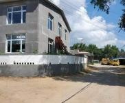 (出租) 遼源獨門獨院，交通便利，有深水井和動力電