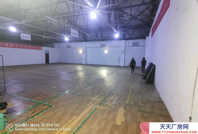 西寧繁華地段，稀缺資源。交通方便