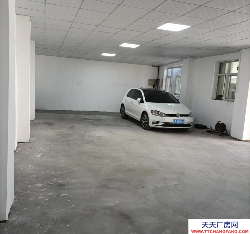 西寧城中出租城中南川東路南川商場(chǎng)12路車終點(diǎn)站