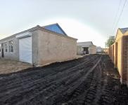 (出租)長(zhǎng)嶺 院內(nèi)1000多平房子300多平路況好