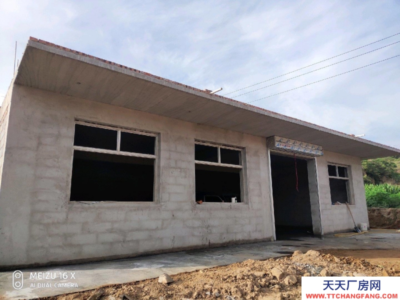 (出租) 150平大間，可做倉庫和廠房，交通便利，價(jià)錢可商量