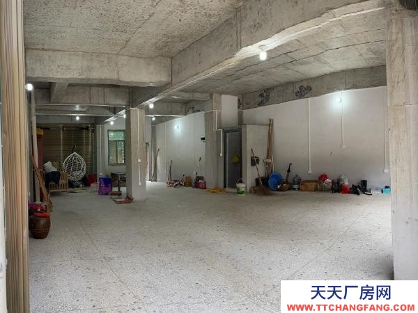 郴州市資興區(qū) 巴香驢火鍋旁倉(cāng)庫(kù)出租