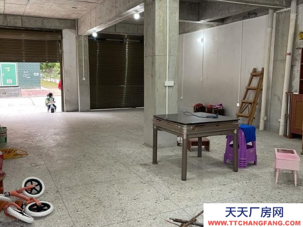 郴州市資興區(qū) 巴香驢火鍋旁倉(cāng)庫(kù)出租