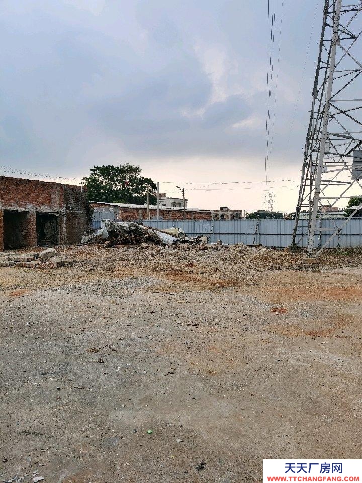 (出租) 湛江吳川四面有圍屏,有磚瓦房住宿及工作大棚,空地可堆放材料及產(chǎn)品