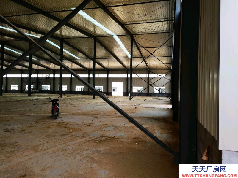 邢臺市 臨城縣 (出租) 標準9米層高廠房，三層辦公樓，可分租，可整租。