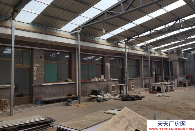 (出租) 水電齊全，三相電，廠房，展廳，辦公室一體化。