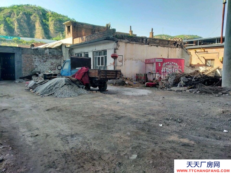 (出租) 房子帶院子便宜出租，可做改動