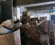 (出租)延吉 解放路步行街臨進(jìn)學(xué)街五十米，二層樓，可分租，可整租