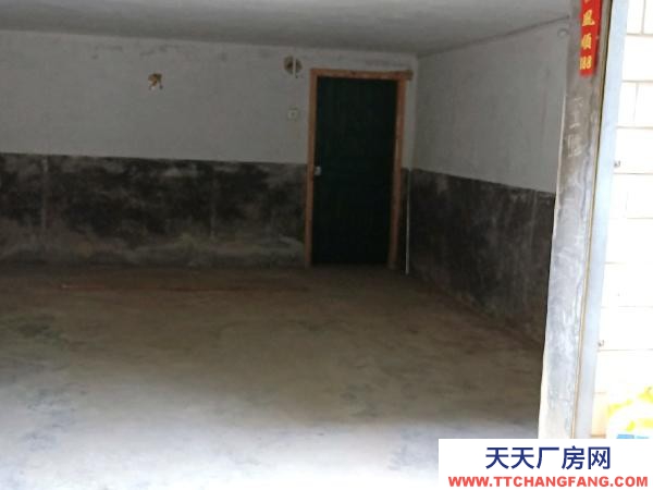 郴州市嘉禾縣 嘉禾一中后面教師村 車庫 25平米