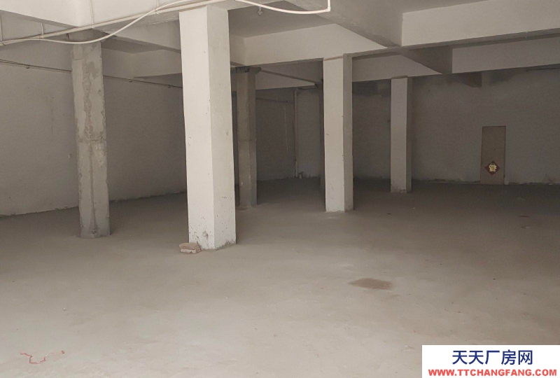 邢臺 任縣  可分割出售，交通便利，鄰近高速口，水電水井，配套齊全，1000平冷庫，1300平廠房，可用于加...