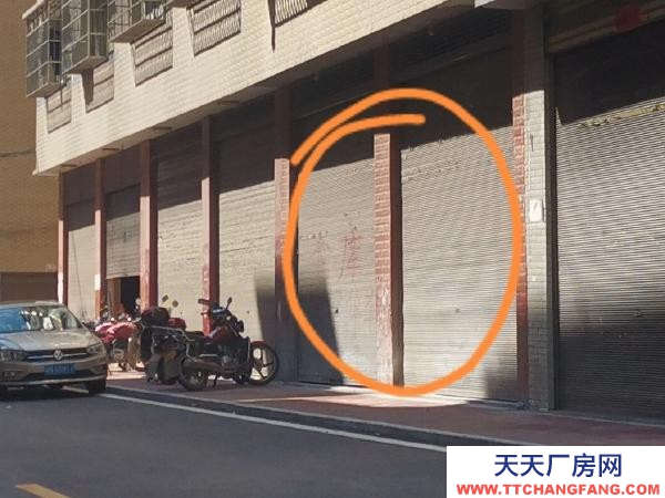 懷化市溆浦區 一樓雙門面，交通便利，可做倉庫，加工等。