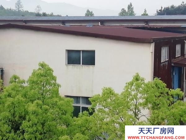 懷化市中方區  位于中方下坪鄉下坪村工業區工業出讓廠房土地出售，兩證齊全